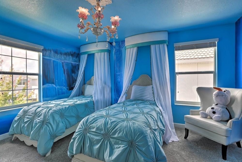 undefined Family Getaway With Pool ~ 9 Mi to Disney World! 5