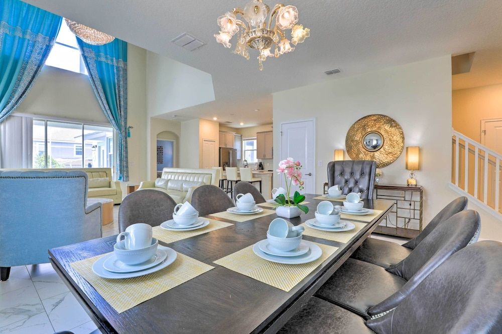 undefined Family Getaway With Pool ~ 9 Mi to Disney World! 10