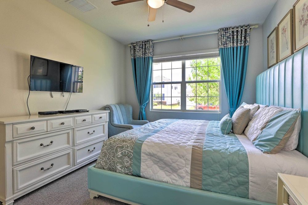 undefined Family Getaway With Pool ~ 9 Mi to Disney World! 3