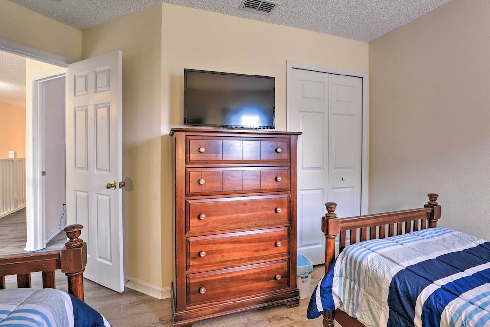 Emerald Island Resort Home < 5 Mi to Disney World! House (Multiple Bedrooms) 12