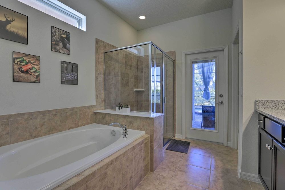 undefined Disney Family Fun w/ Lanai & Games: 8 Mi to Parks! 10