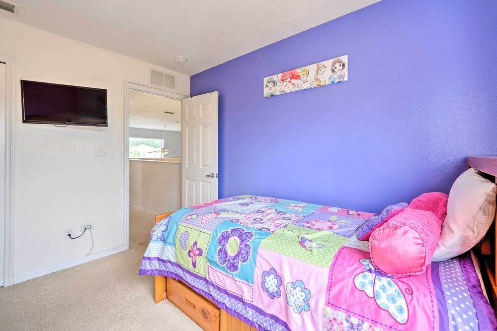 undefined Dog-friendly Kissimmee Home w/ Lanai + Pool! 6