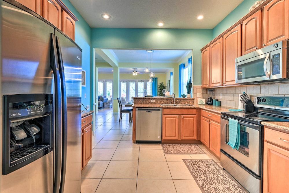 Beautiful Reunion Resort Home < 15 Min to Disney! House (5 Bedrooms) 14