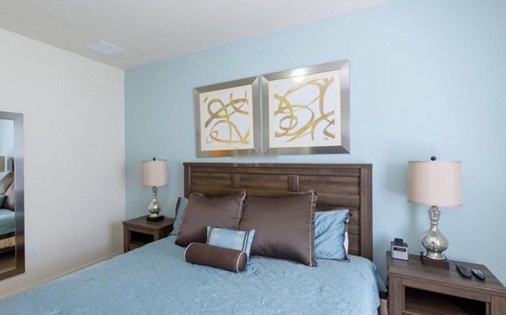 Villa Beatriz - Lucaya Village House, Multiple Beds (Villa Beatriz - Lucaya Village) 5