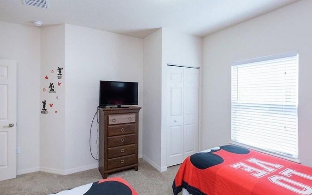 Villa Beatriz - Lucaya Village House, Multiple Beds (Villa Beatriz - Lucaya Village) 18