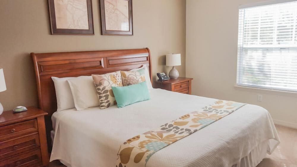 Villa Rios Camilo - Lucaya Village Apartment 4