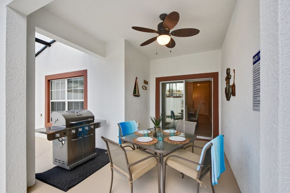 undefined Charming Vacation Townhome with Pool CG1576 6