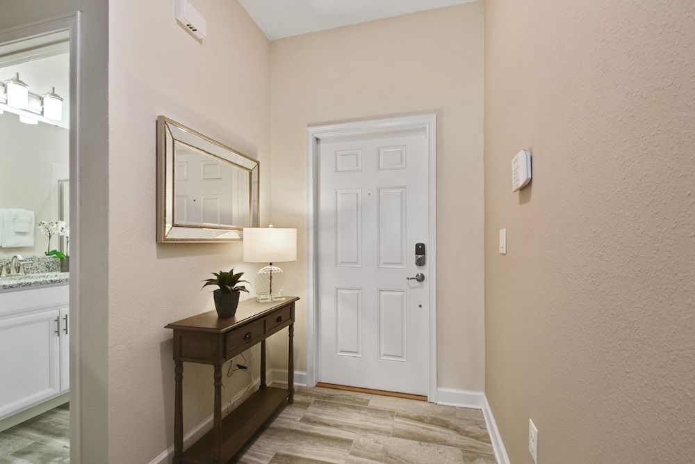 undefined Charming Vacation Townhome with Pool CG1576