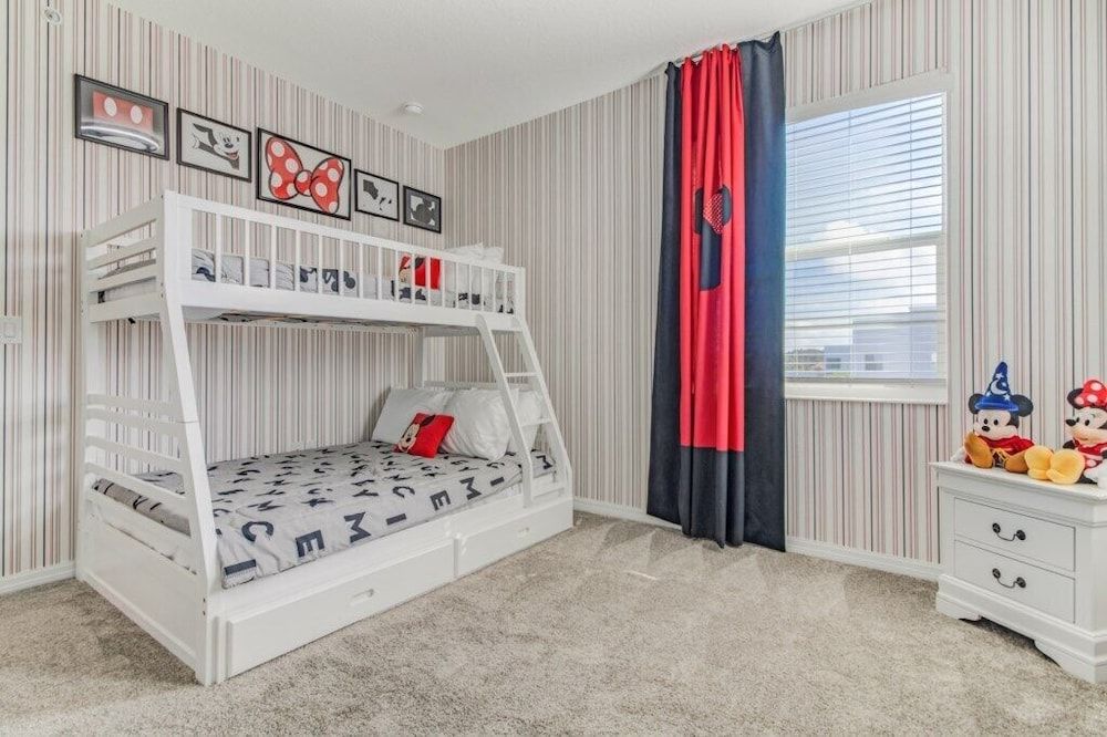 undefined Storey Lake 3111 IHR 1059 10