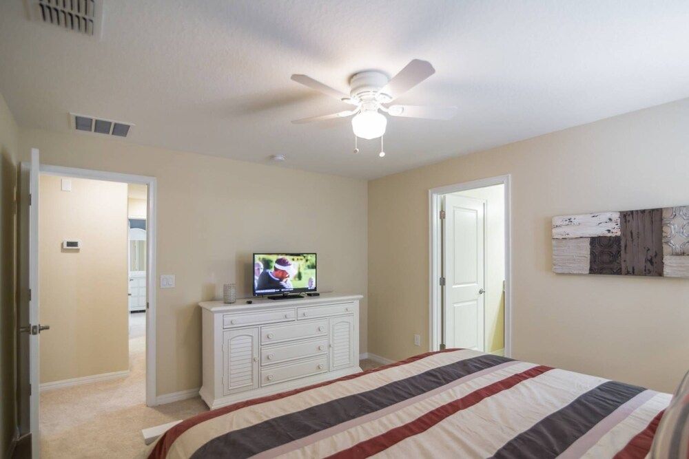 Storey Lake by PRP Apartment (4882 Storey Lake) 18