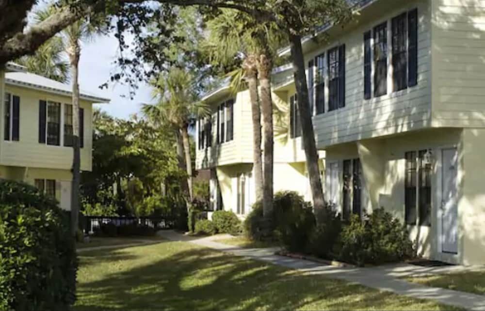 undefined High Point World Resort 4