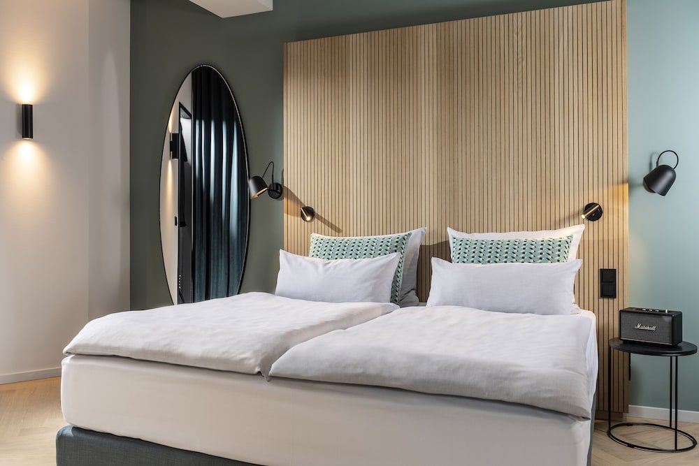 undefined Clipper Boardinghouse – Hamburg-Michel 5