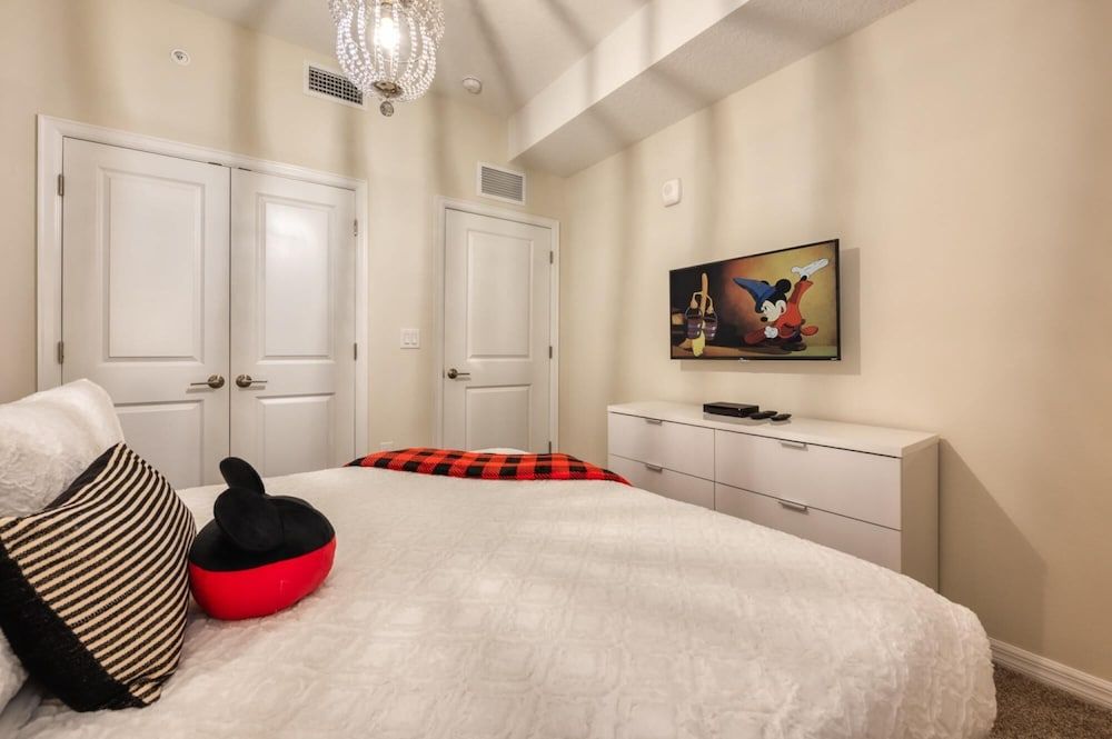 undefined Spacious and Pleasant Home Near Disney 10