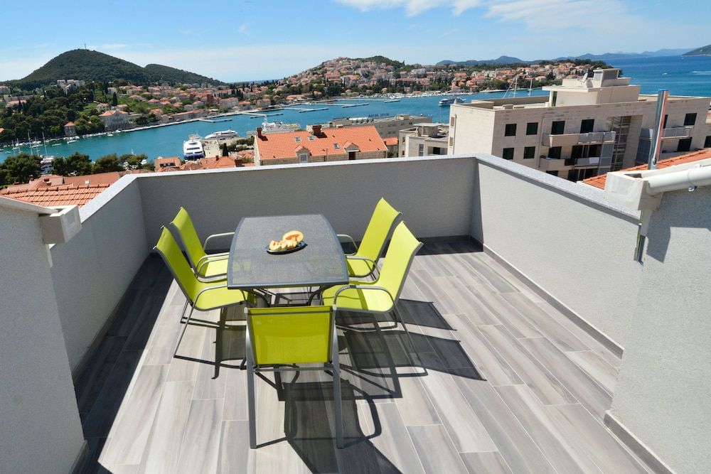 undefined Villa Rosa 3