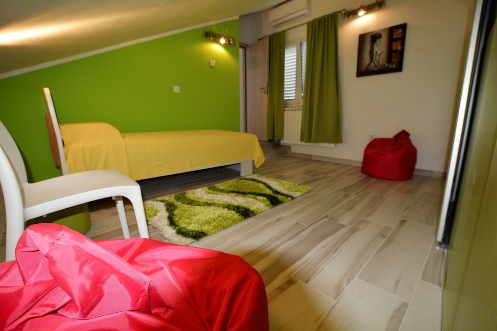 Villa Rosa Premium Apartment, 4 Bedrooms, Terrace, Sea View 12