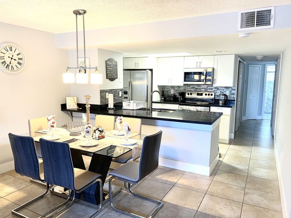 Beautiful Luxury Apartment - Close to Disney Family Apartment 13