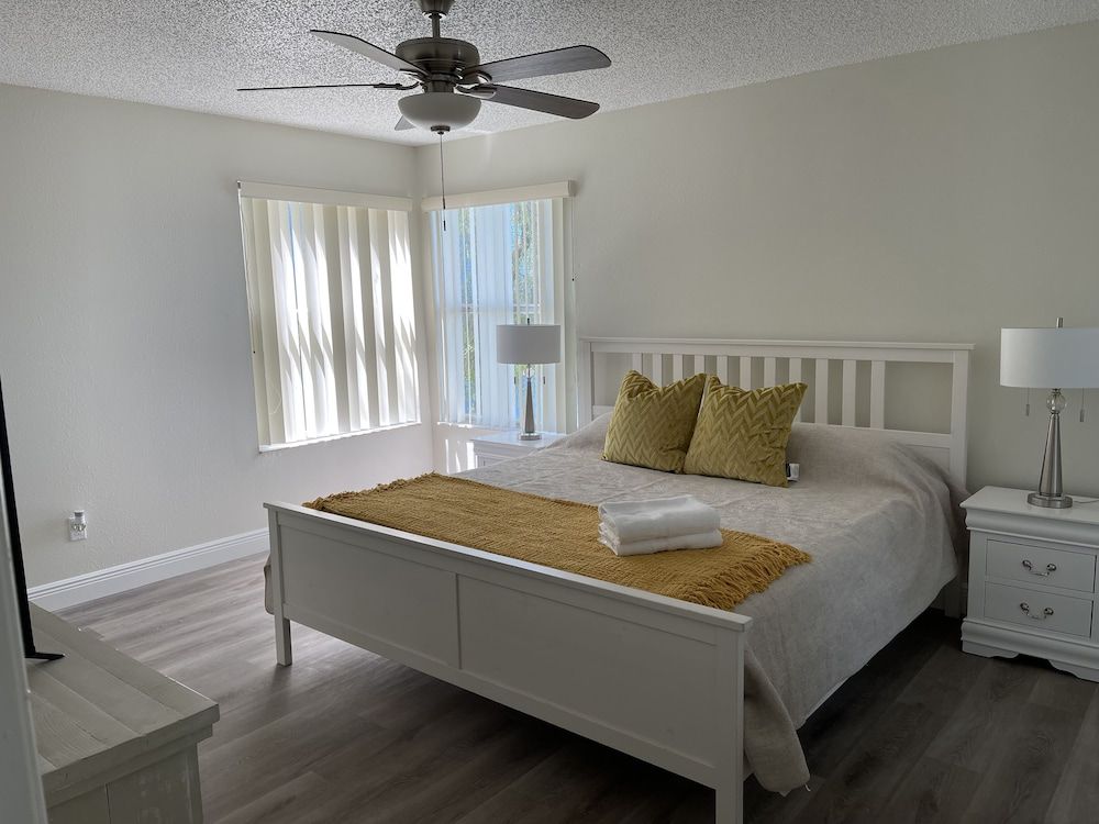 undefined MODERN LUXURY APARTMENT CLOSE DISNEY 4