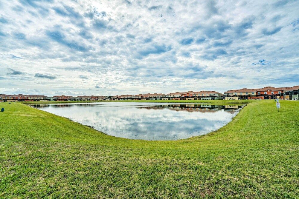 undefined Townhome in Paradise Palms ~ 5 Mi to Disney 2