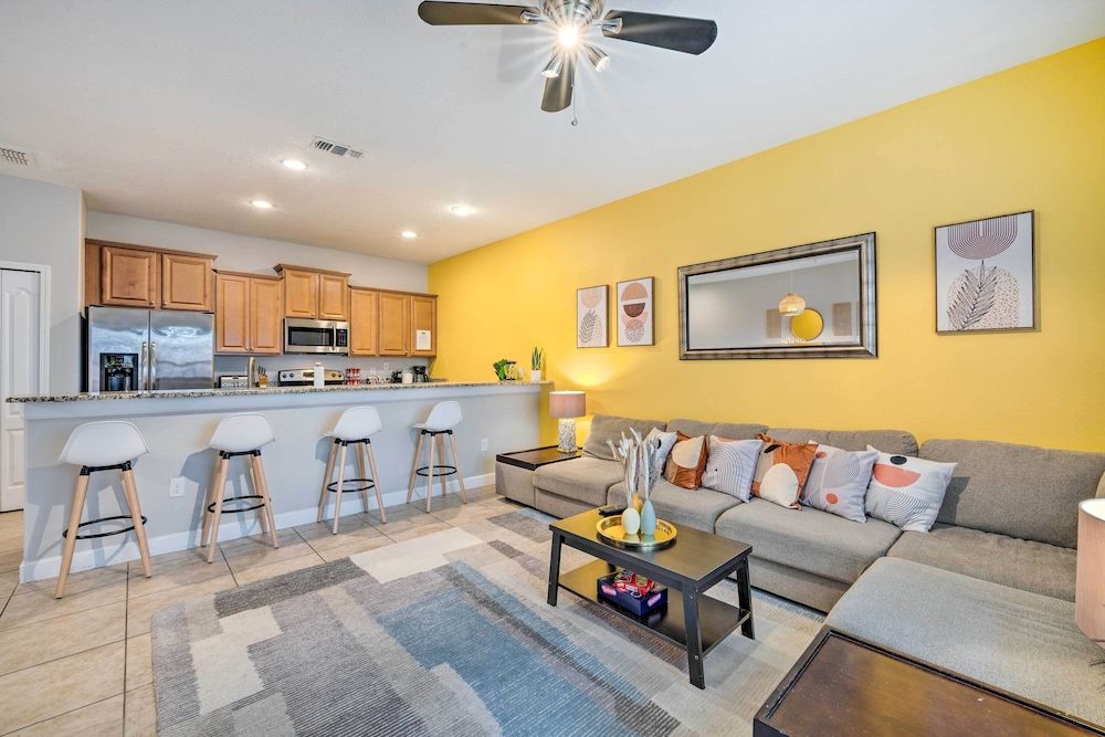 undefined Townhome in Paradise Palms ~ 5 Mi to Disney