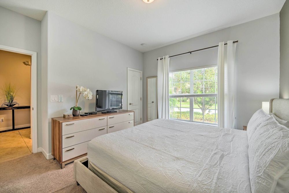 undefined Townhome in Paradise Palms ~ 5 Mi to Disney 8