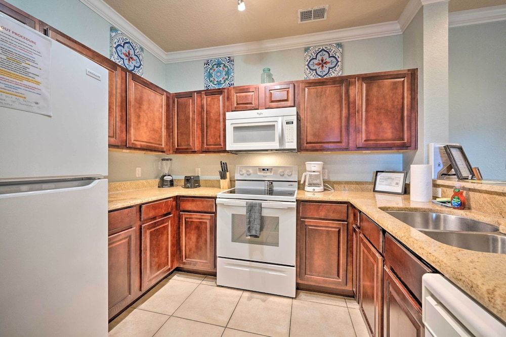 undefined Davenport Condo w/ Pool Access: 10 Mi to Disney 10