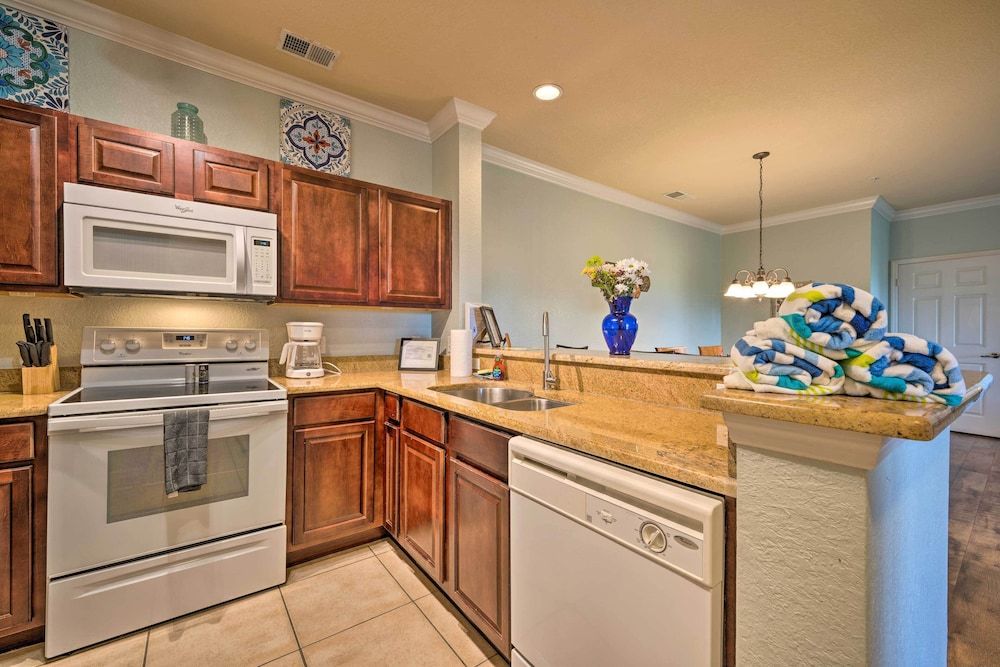 undefined Davenport Condo w/ Pool Access: 10 Mi to Disney 9