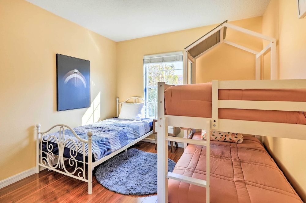 undefined Resort Townhome w/ Private Pool ~ 5 Mi to Disney! 4