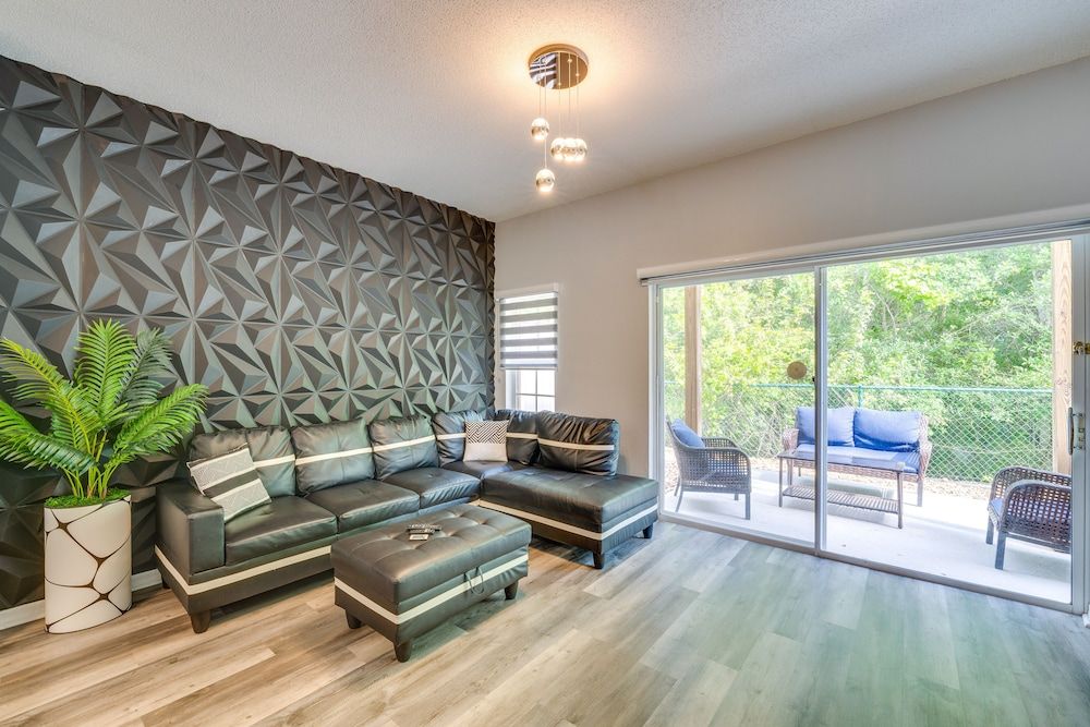 undefined Chic Florida Retreat ~ 7 Mi to Walt Disney World! 8