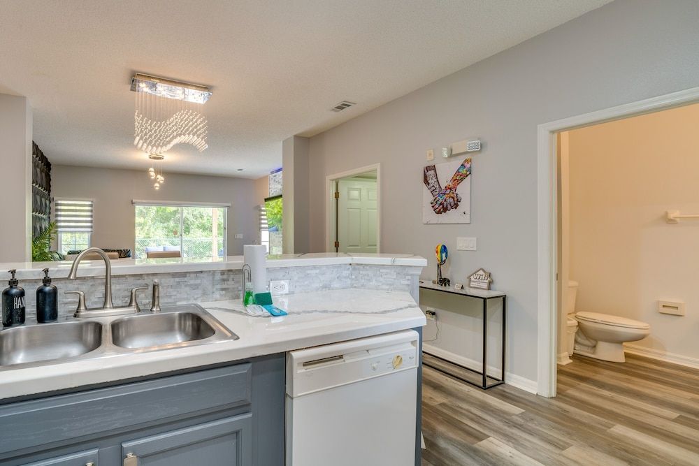 undefined Chic Florida Retreat ~ 7 Mi to Walt Disney World! 2