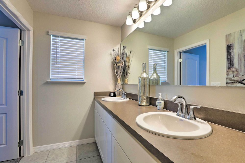 undefined Townhome w/ Resort Perks: Near Disney & Golf! 10