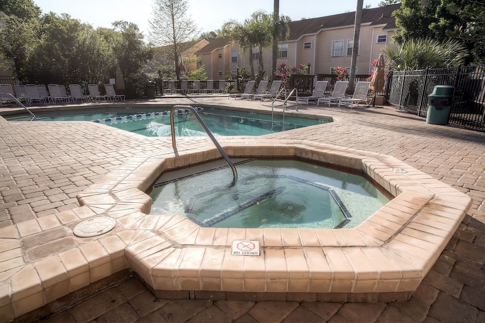 undefined Kissimmee Getaway ~ 6 Mi to Disney World! 2