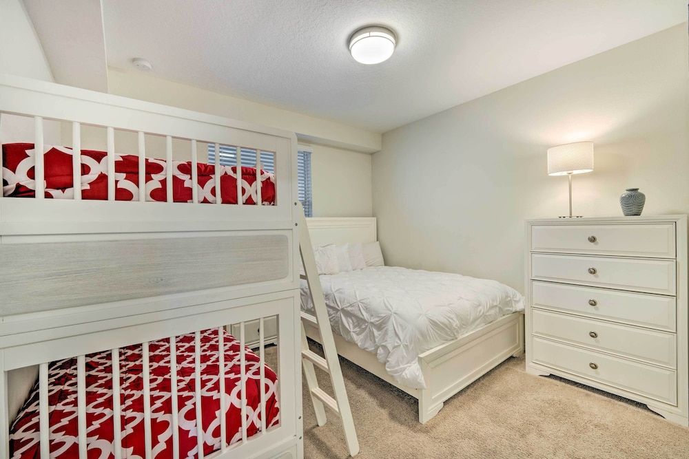 undefined Kissimmee Vacation Rental 6 Mi to Disney! 7