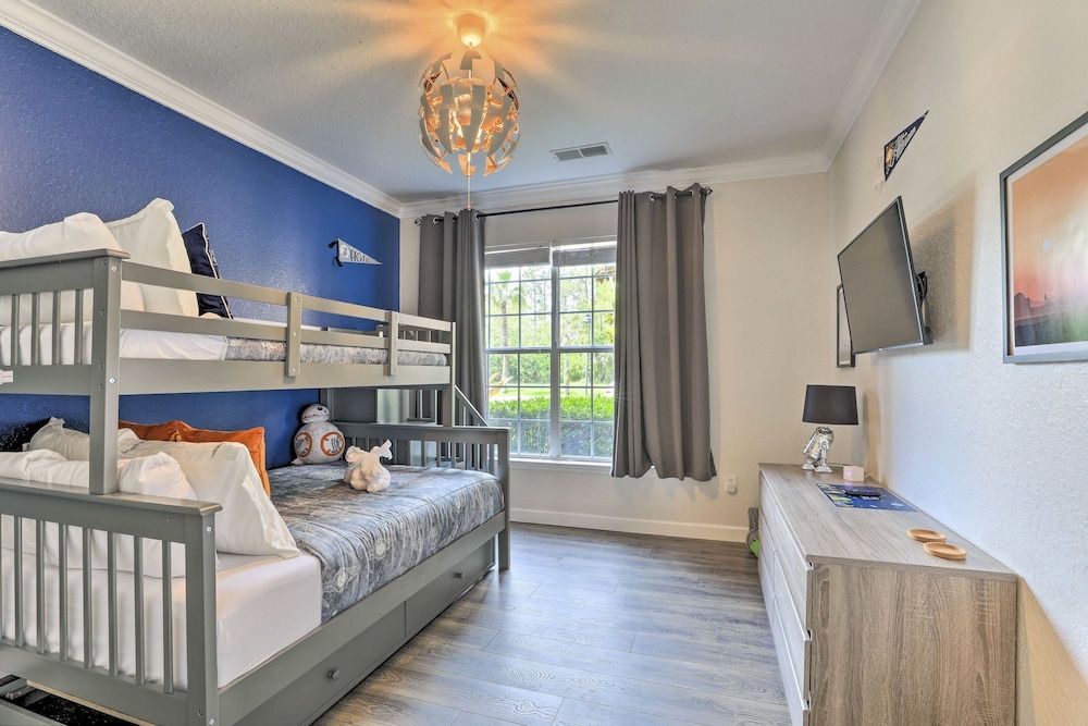 undefined Resort Condo w/ Pool Access 10 Mi to Disney Parks! 7