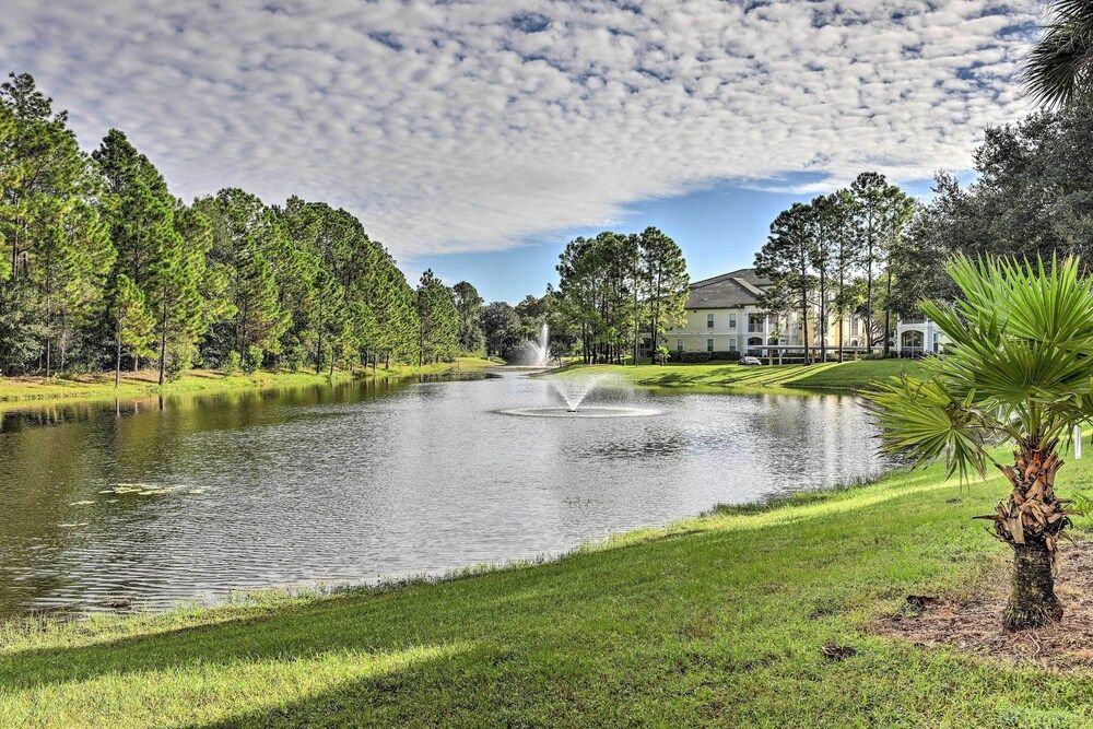 undefined Ground-floor Lakeview Condo ~ 6 Mi to Disney World
