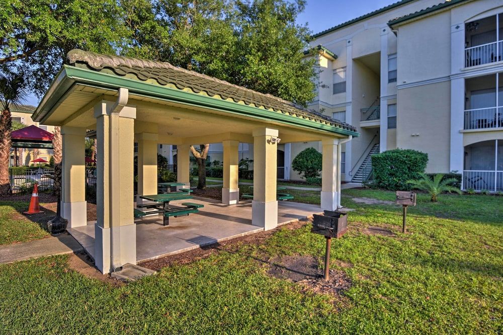 undefined Ground-floor Lakeview Condo ~ 6 Mi to Disney World 5