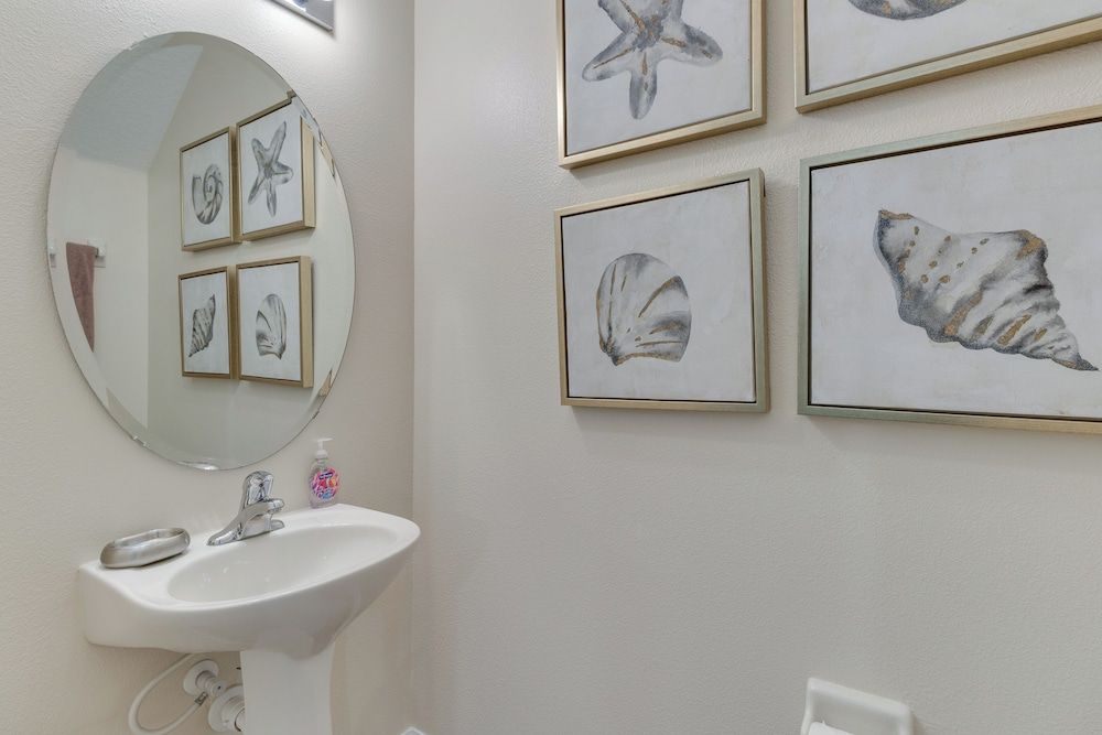 undefined Kissimmee Retreat w/ Pool Access < 4 Mi to Disney! 7