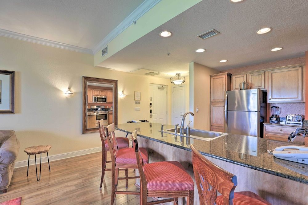 undefined Reunion Retreat w/ Resort Perks: 8 Mi to Disney! 2