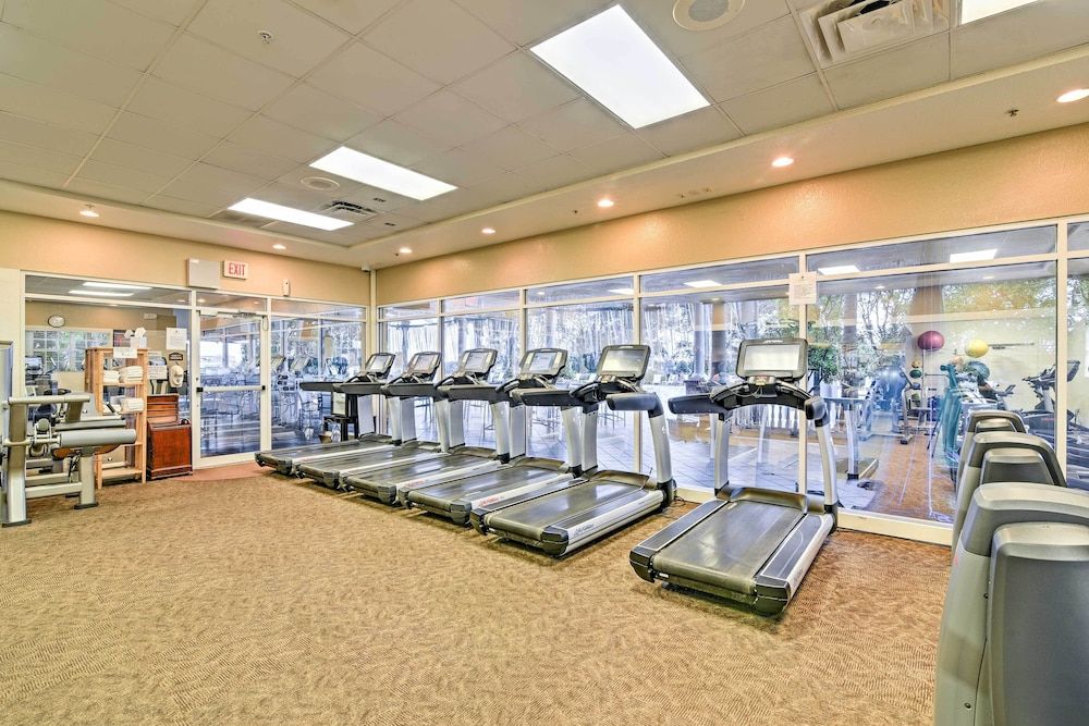 undefined Reunion Retreat w/ Resort Perks: 8 Mi to Disney! 5