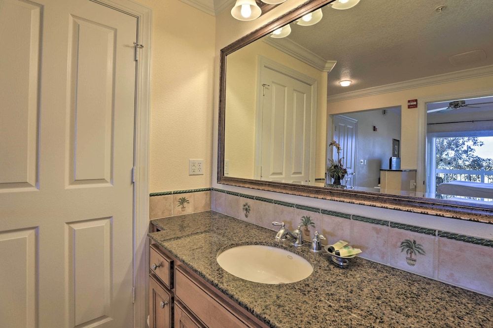 undefined Reunion Retreat w/ Resort Perks: 8 Mi to Disney! 8