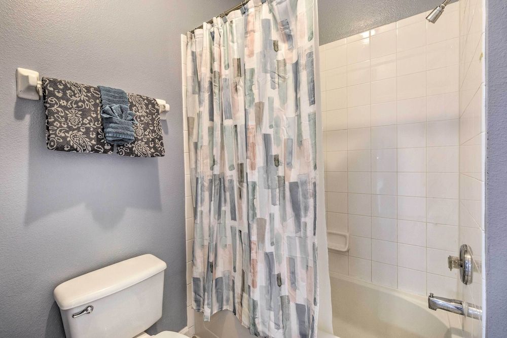 Cozy Kissimmee Condo ~ 6 Mi to Disney World! Apartment (3 Bedrooms) 7