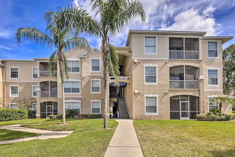undefined Cozy Kissimmee Condo ~ 6 Mi to Disney World! 2