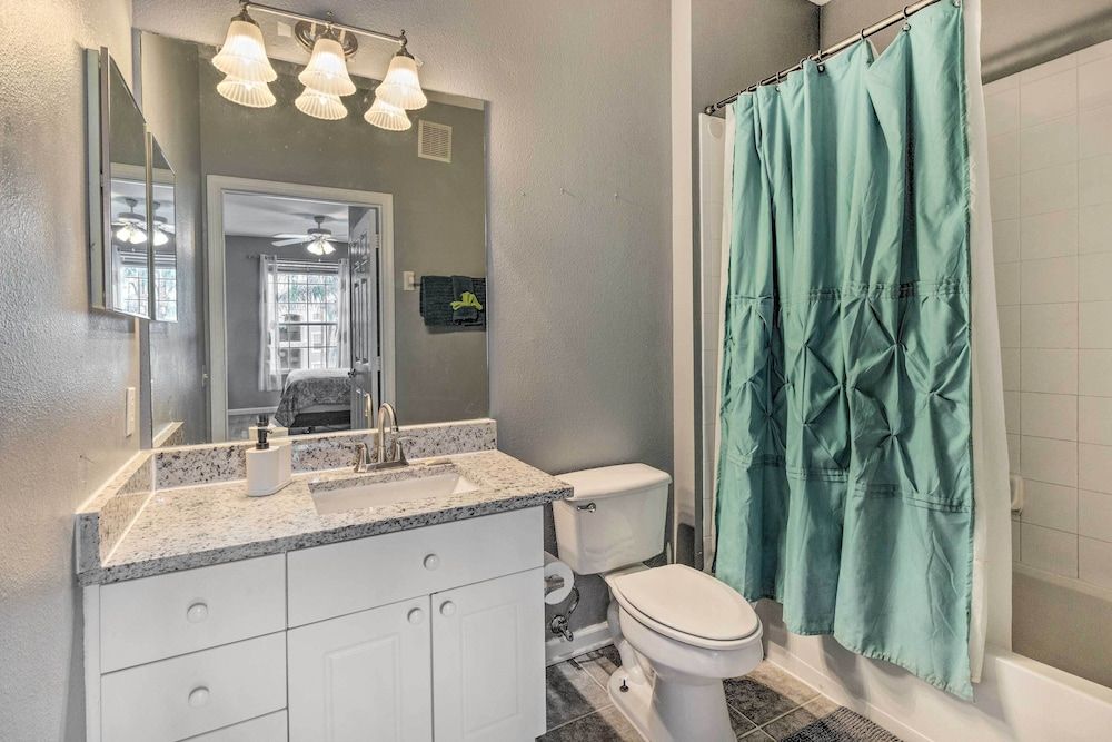 Cozy Kissimmee Condo ~ 6 Mi to Disney World! Apartment (3 Bedrooms) 6