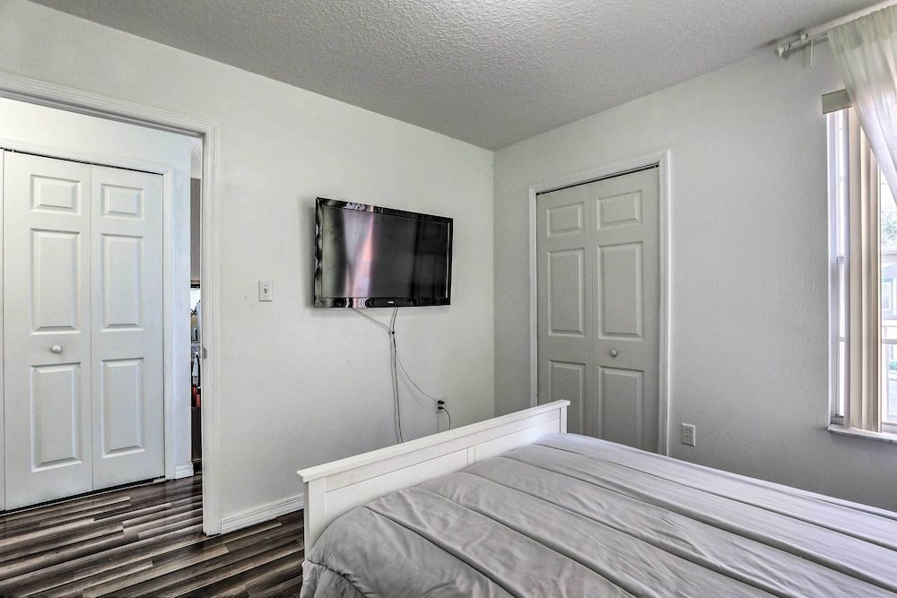 undefined Bright Kissimmee Condo < 6 Mi to Disney World 6
