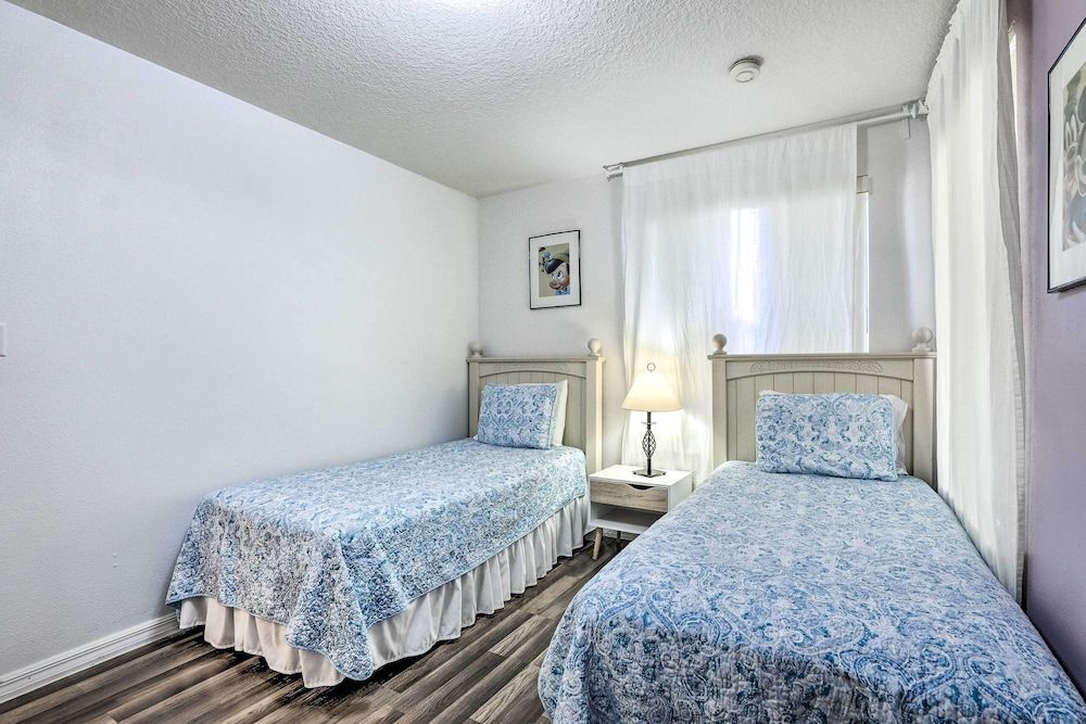 undefined Bright Kissimmee Condo < 6 Mi to Disney World 2
