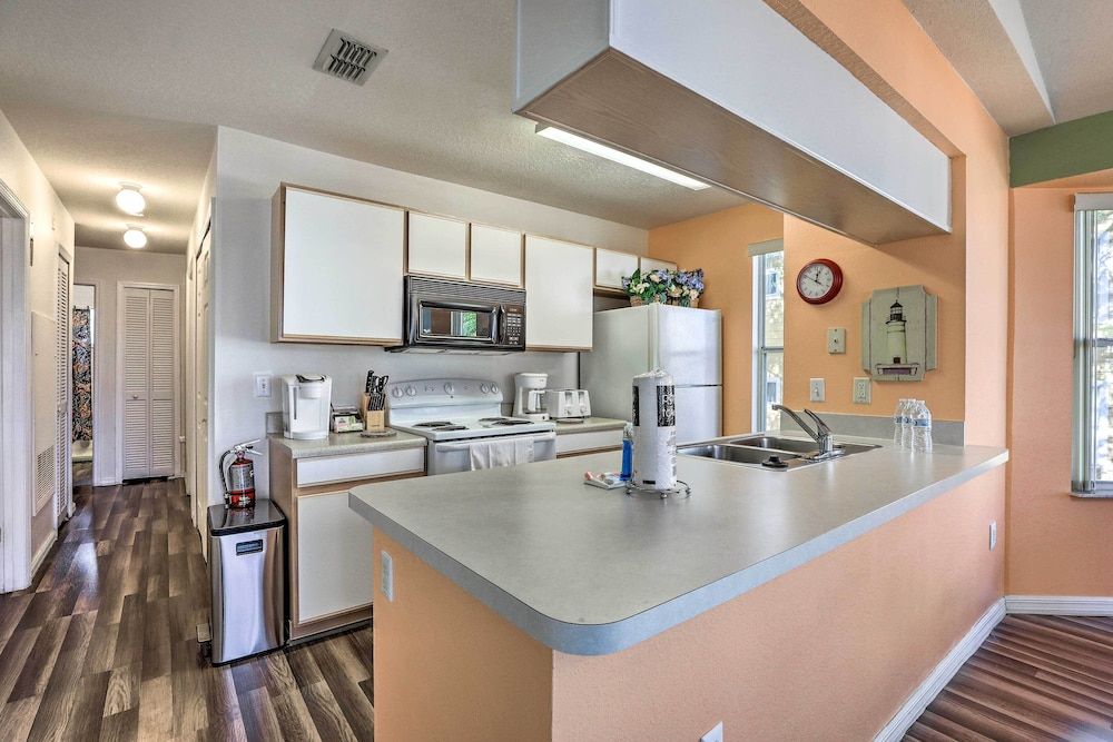 Bright Kissimmee Condo < 6 Mi to Disney World Apartment (3 Bedrooms) 11