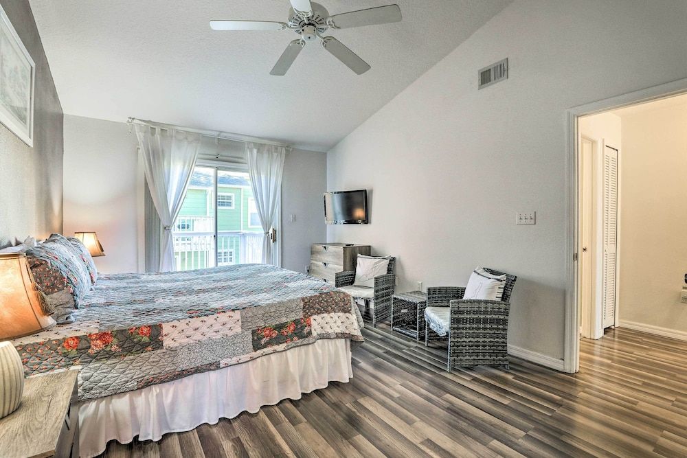 undefined Bright Kissimmee Condo < 6 Mi to Disney World 5