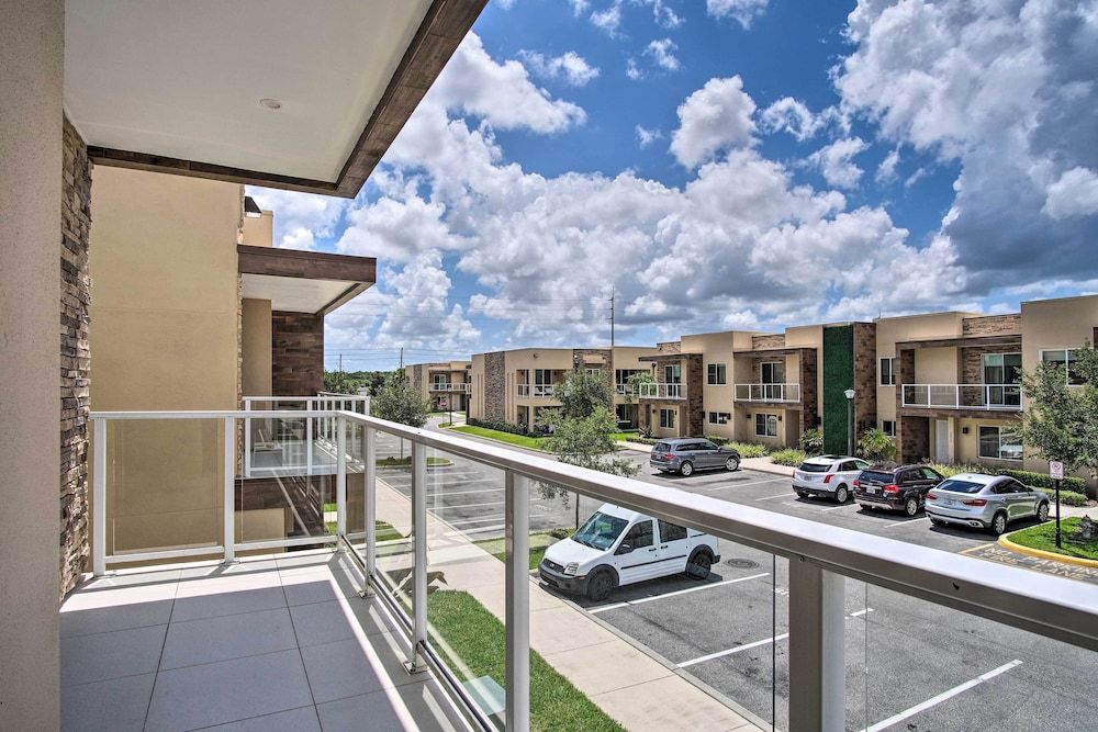 undefined Stylish Magic Village Abode ~ 1 Mi to Disney! 6