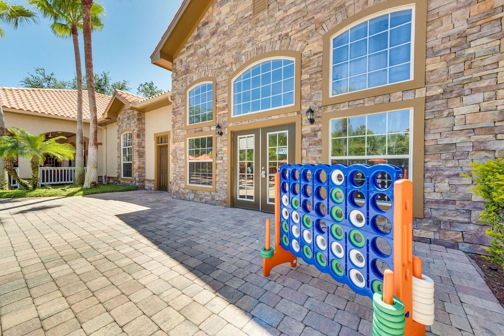 undefined Stylish Tuscana Resort Condo w/ Pool, Near Disney! 4