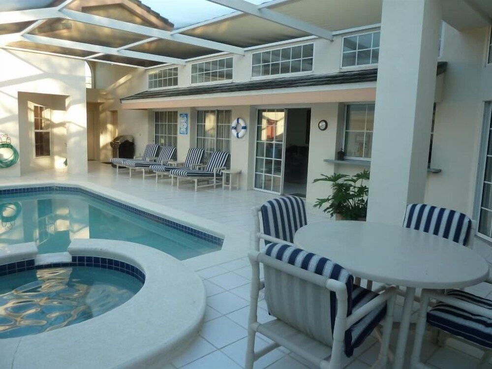 Sm226143 - Lindfields - 3 Bed 3 Baths Villa Family Villa, Hot Tub, Garden Area 5