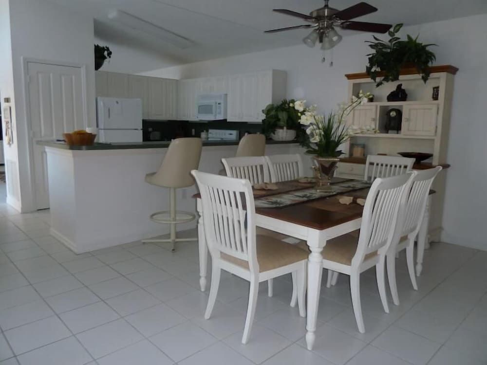 undefined Sm226143 - Lindfields - 3 Bed 3 Baths Villa 5